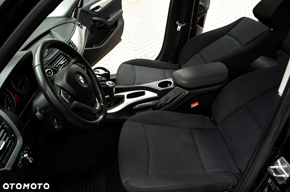 BMW X1 sDrive18i xLine - 22