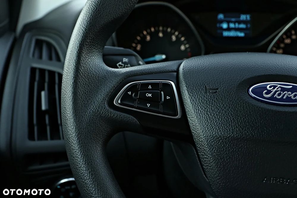 Ford Focus - 27