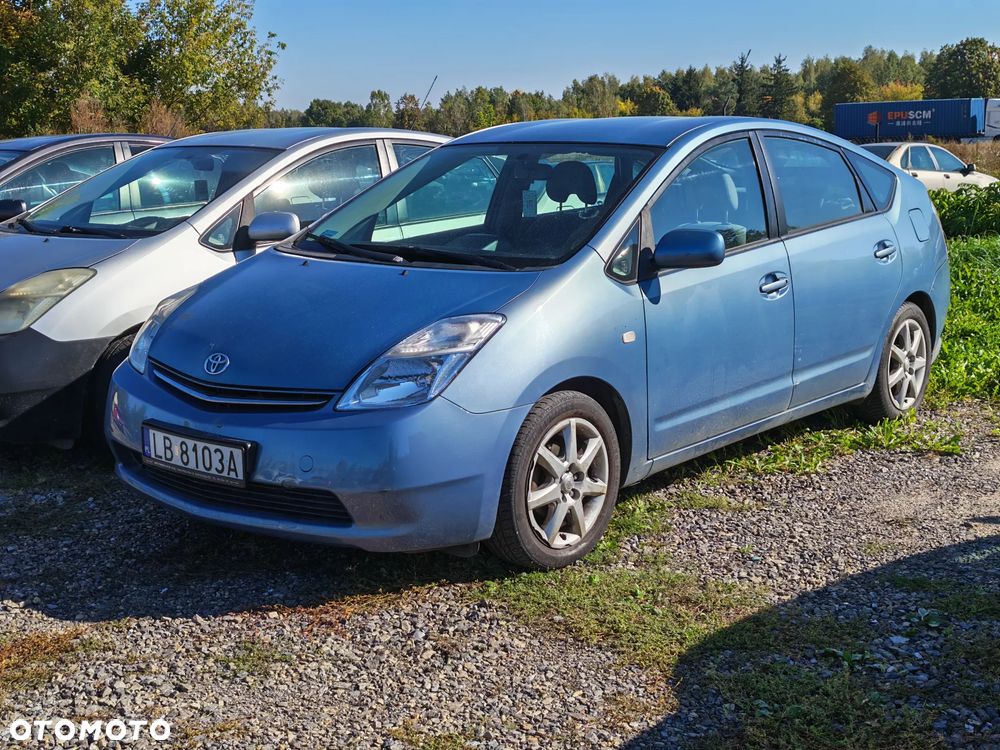Toyota Prius 1.5 VVT-i Sol - 2