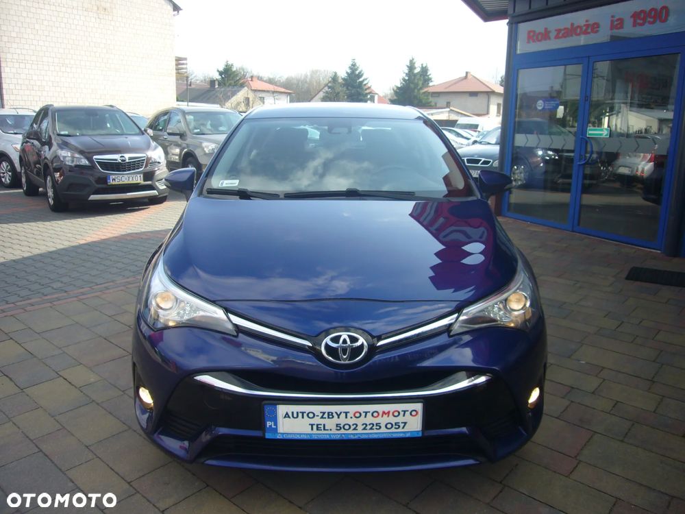 Toyota Avensis 1.8 Active - 4