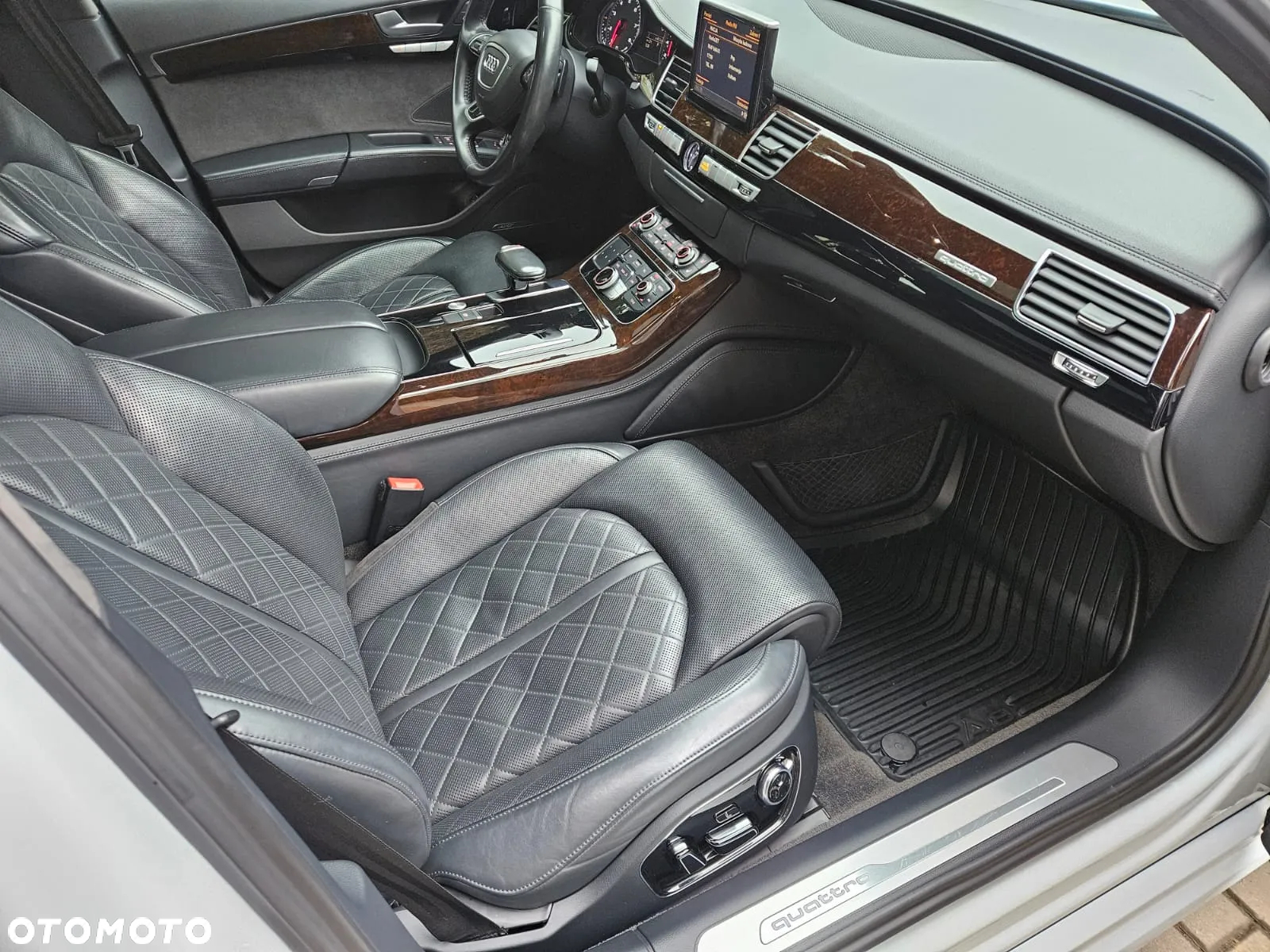 Audi A8 - 13