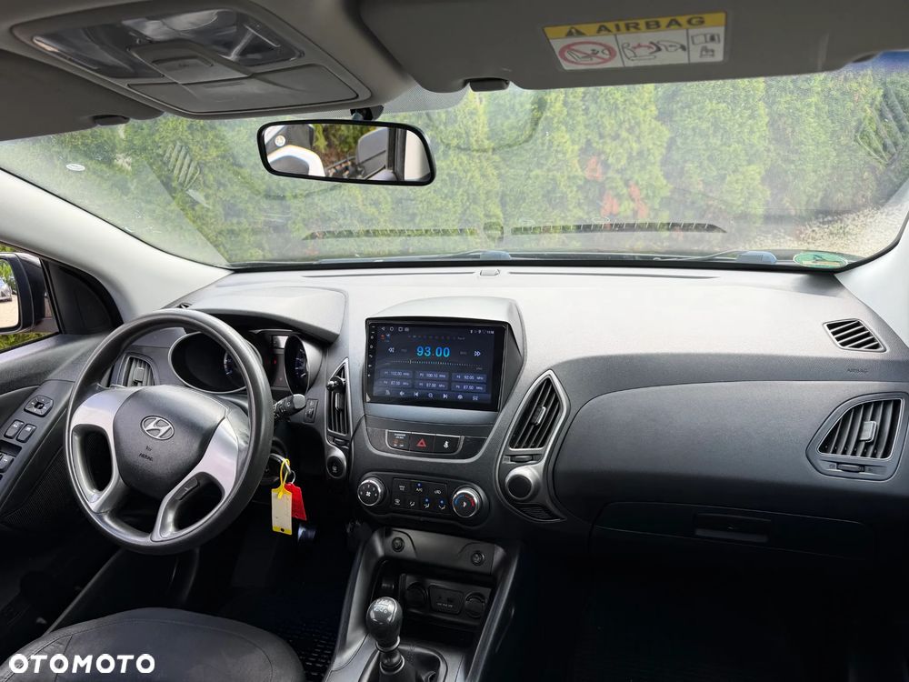 Hyundai ix35 blue 1.6 2WD Finale Silver - 12