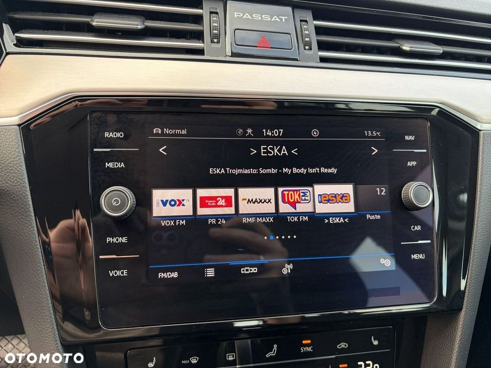 Volkswagen Passat - 18