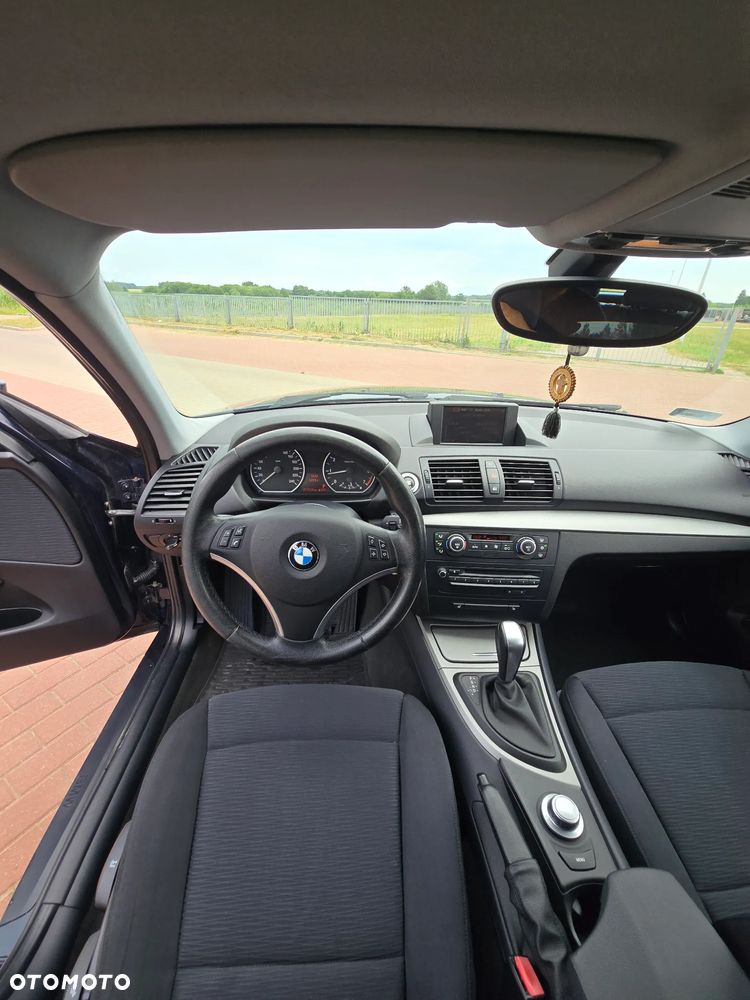 BMW Seria 1 118i - 11