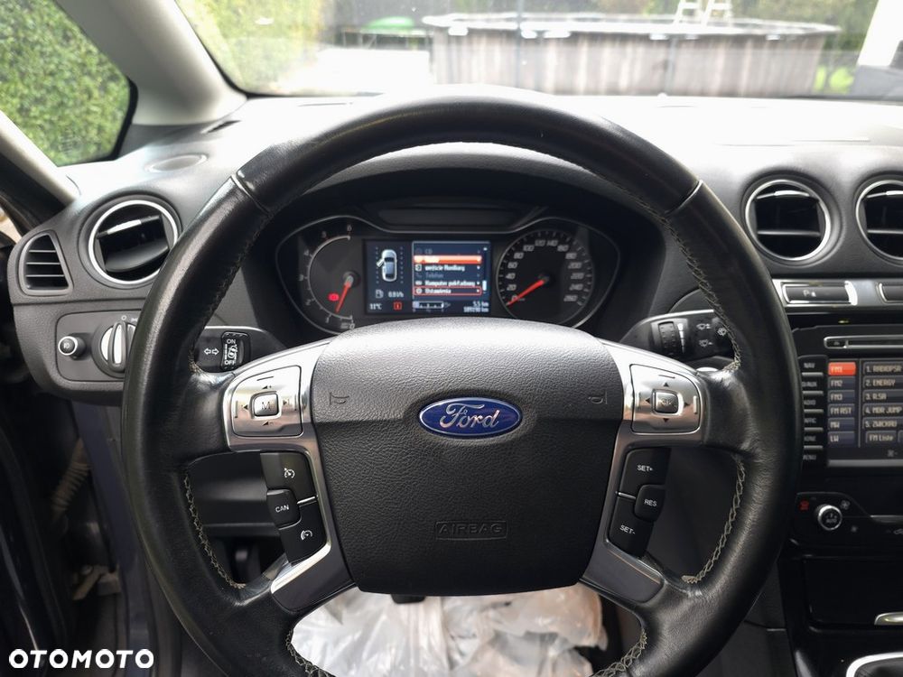 Ford S-Max - 15