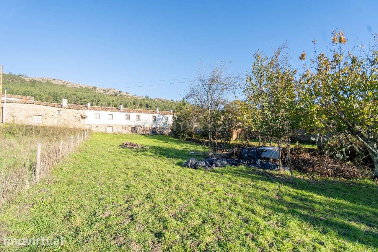 Casa para Recuperar na Impactante Aldeia de Xisto - Ferraria de São Jo - Grande imagem: 3/15