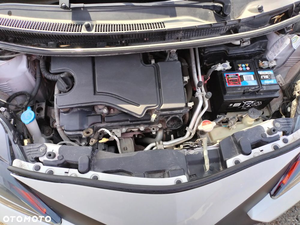 Toyota Aygo x-clusiv - 11