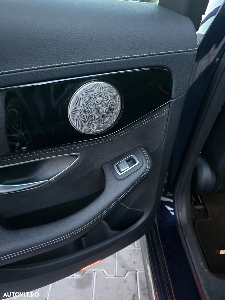 Mercedes-Benz C - 16