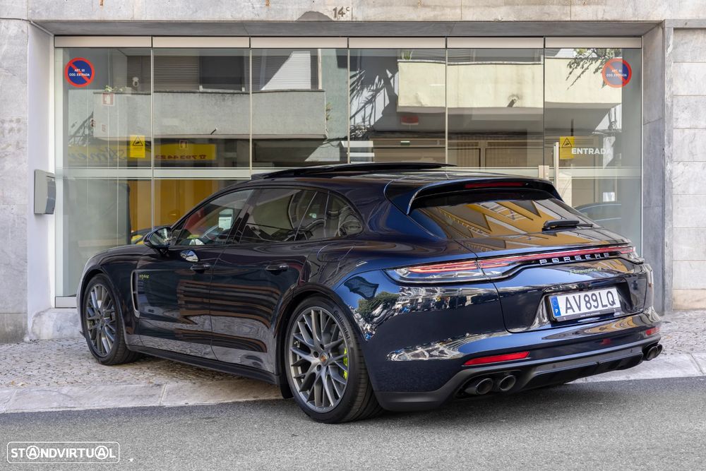 Porsche Panamera Sport Turismo 4 E-Hybrid Platinum Edition - 47
