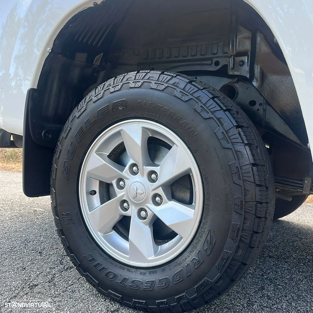Mitsubishi L200 2.3 DI-D 4X4 - 10
