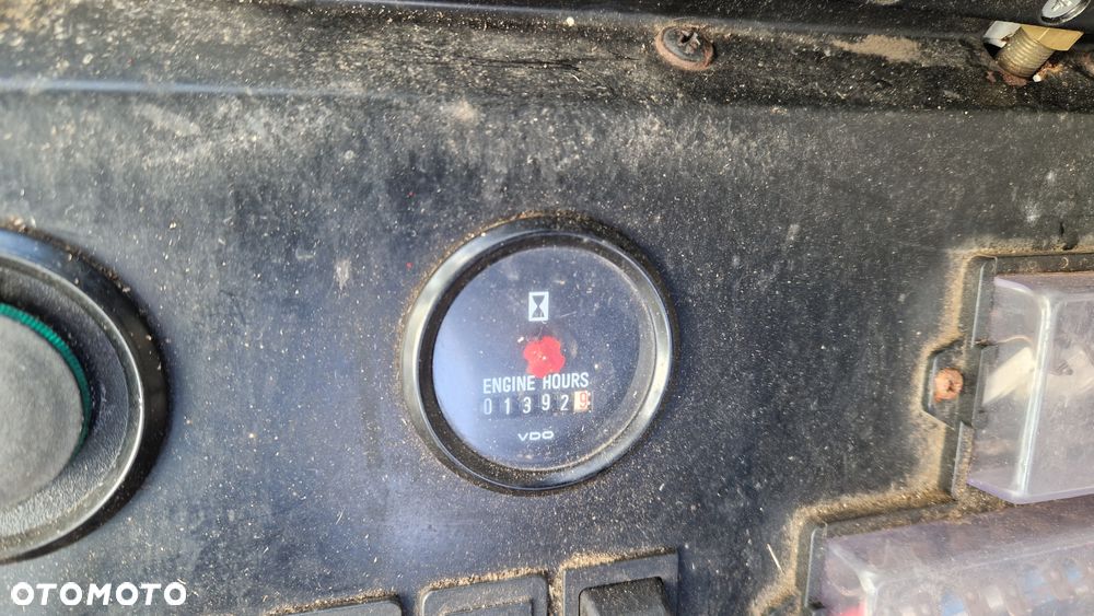 Massey Ferguson 22 - 7