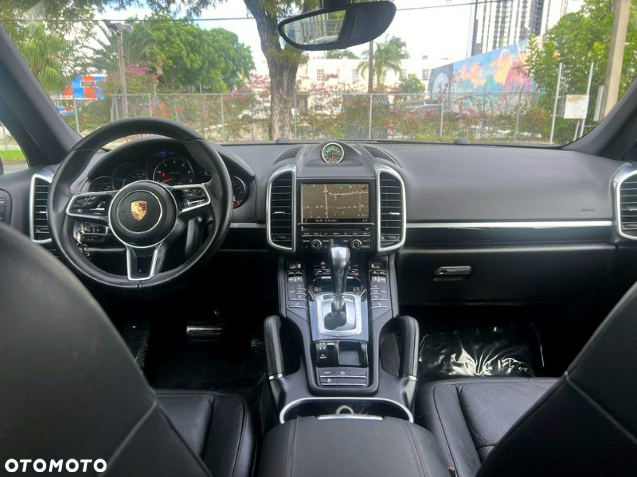 Porsche Cayenne - 18
