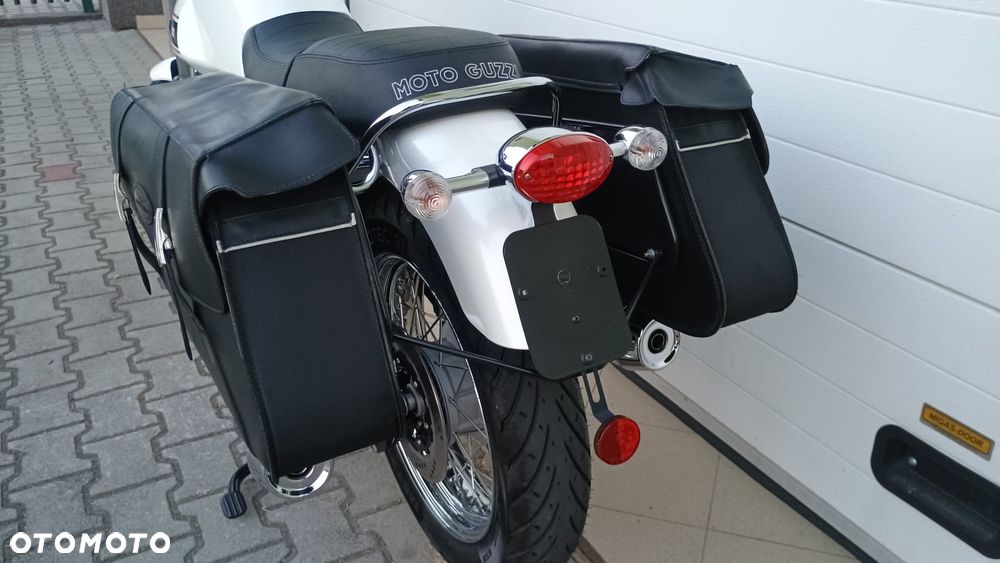 Moto Guzzi V7 - 18