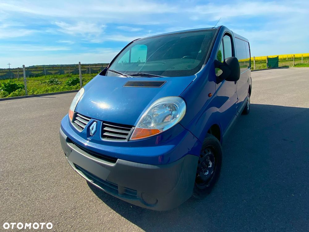 Renault TRAFIC - 1