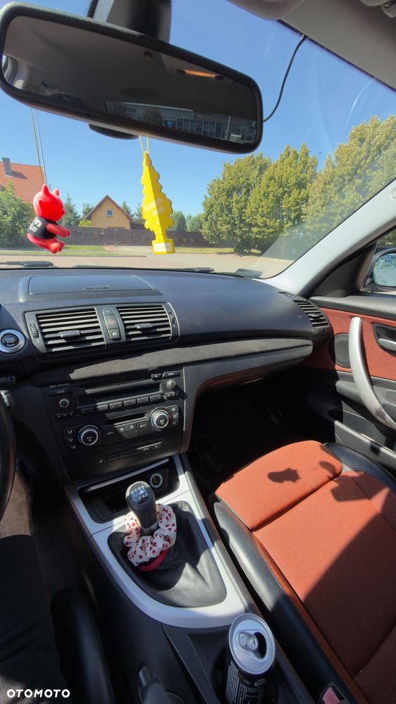BMW Seria 1 120d - 12