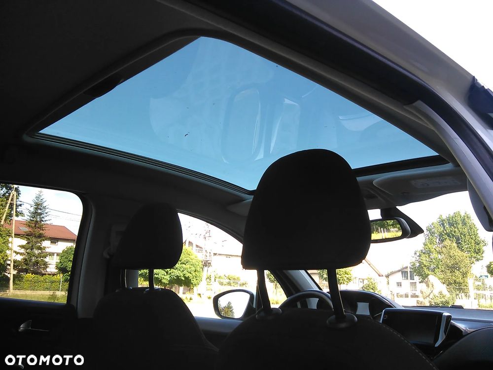 Peugeot 208 1.5 BlueHDi Signature S&S - 3