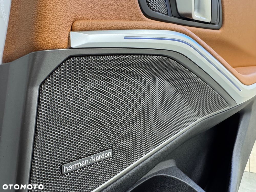 BMW Seria 3 320d xDrive mHEV M Sport sport - 21