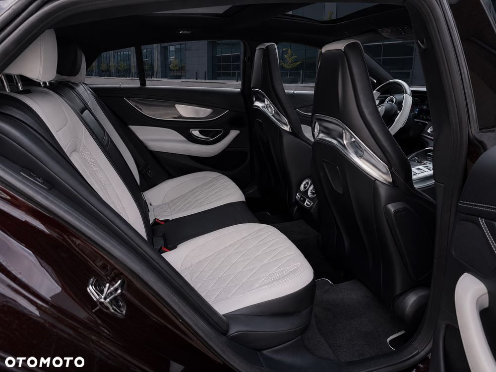 Mercedes-Benz AMG GT 43 4-Matic+ - 26