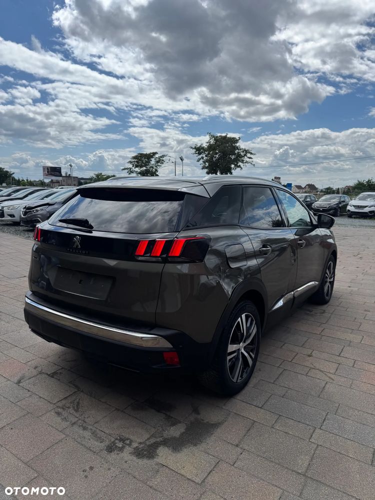 Peugeot 3008 BlueHDi 130 Stop & Start EAT8 Active Pack - 8