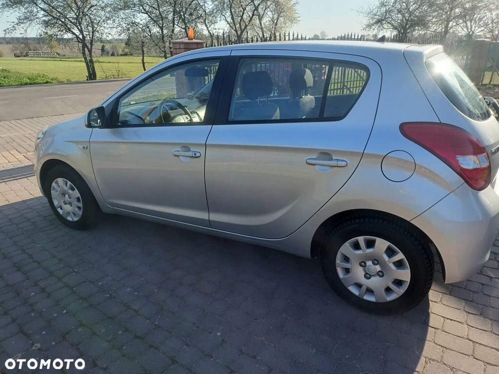 Hyundai i20 1.4 Comfort - 2