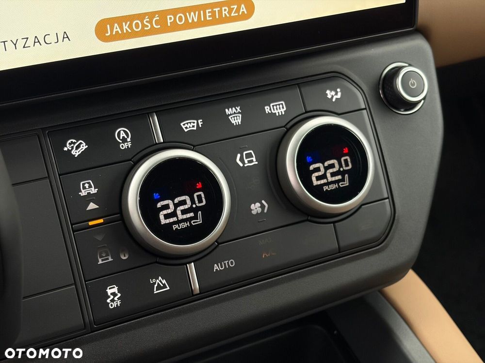 Land Rover Defender - 23