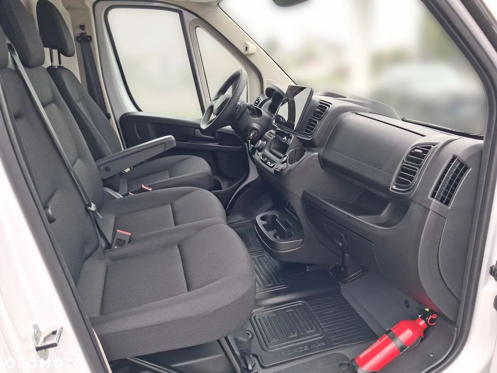 Toyota Proace MAX EV L3H2 - 10