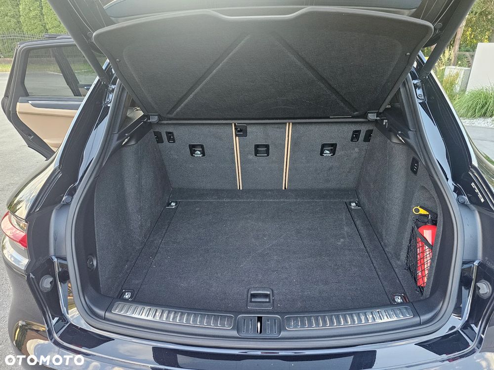 Porsche Macan T - 23