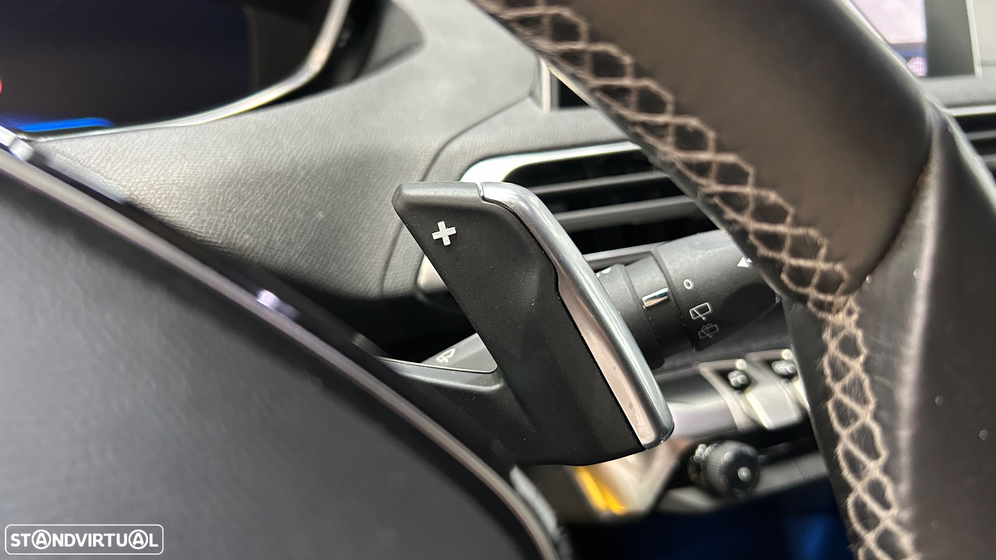 Peugeot 3008 PureTech 130 Stop & Start EAT6 Allure - 18