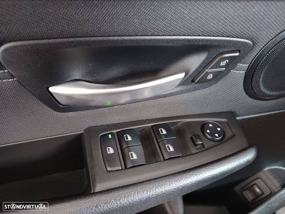 BMW 216 Gran Tourer d 7L Line Sport - 34