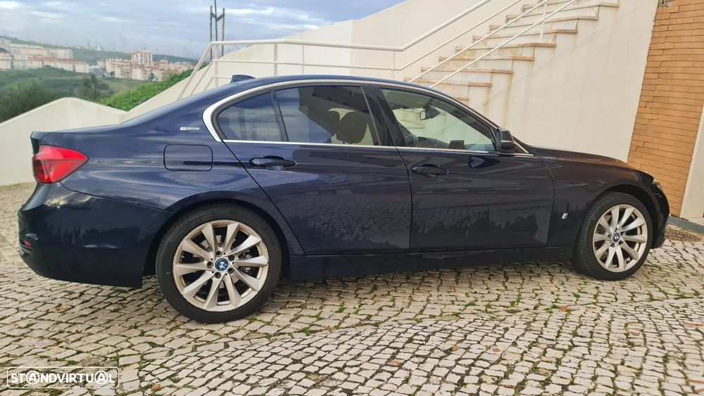 BMW 330 e iPerformance Line Luxury - 1