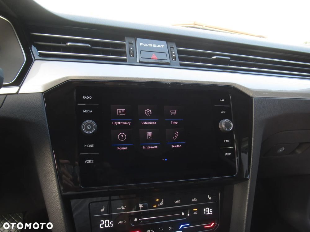 Volkswagen Passat 1.5 TSI EVO Business DSG - 20
