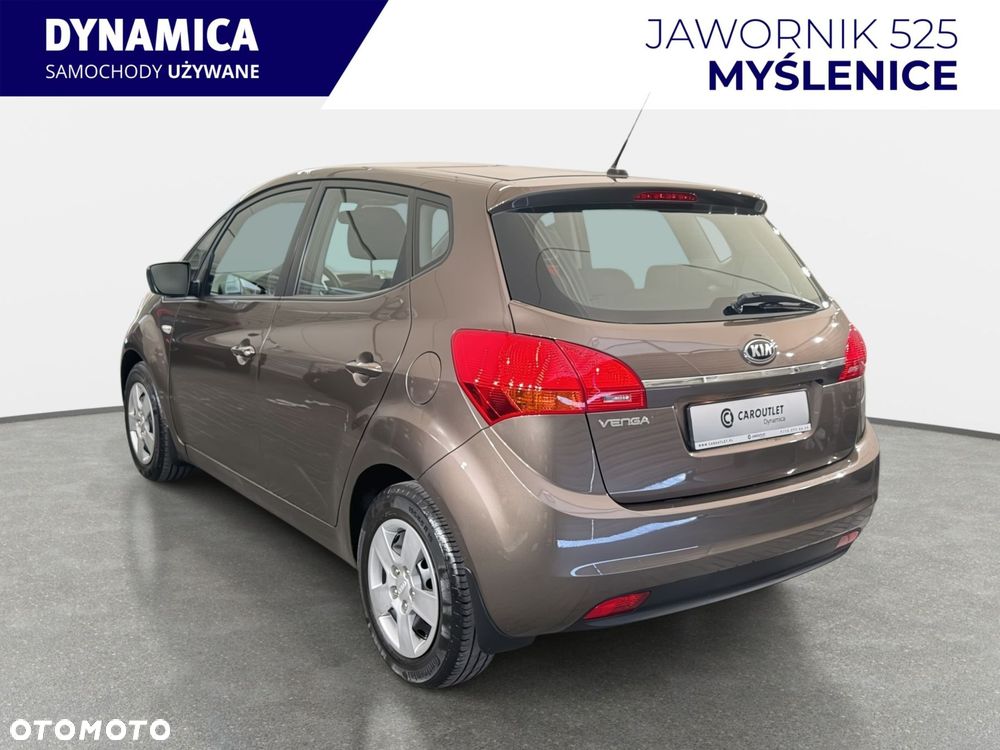 Kia Venga - 7