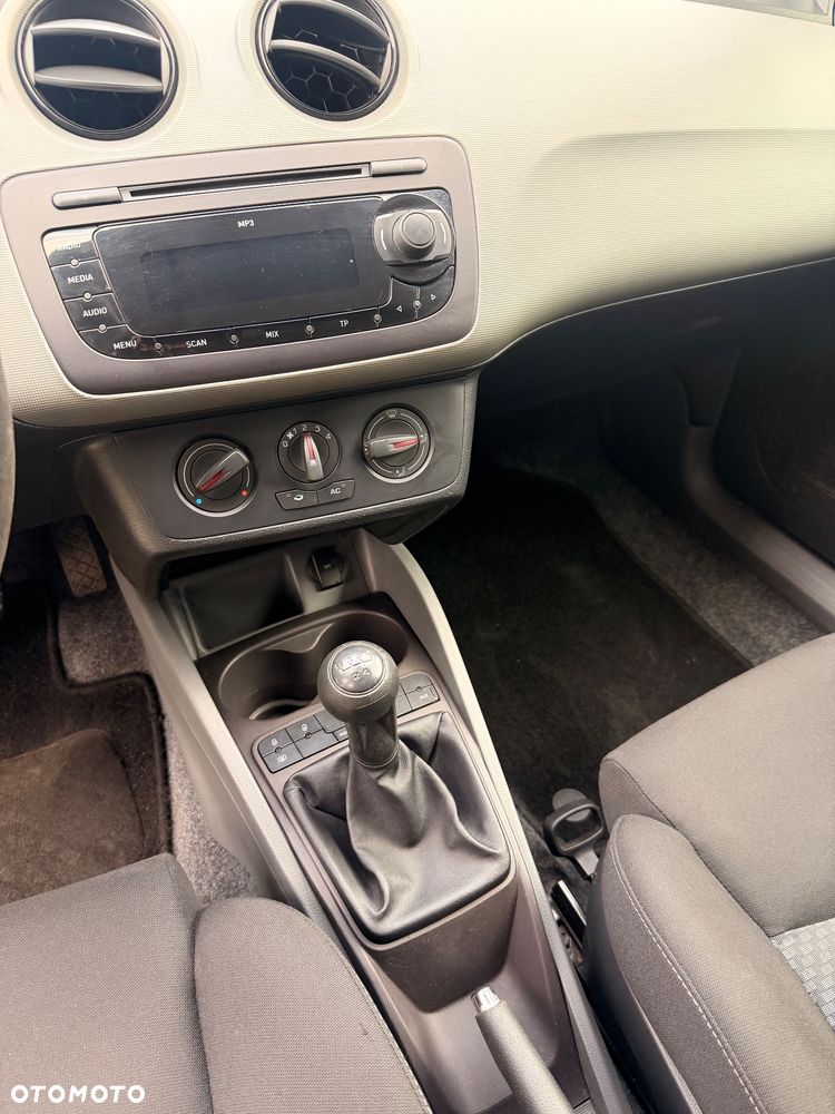 Seat Ibiza 1.4 16V Sport - 23