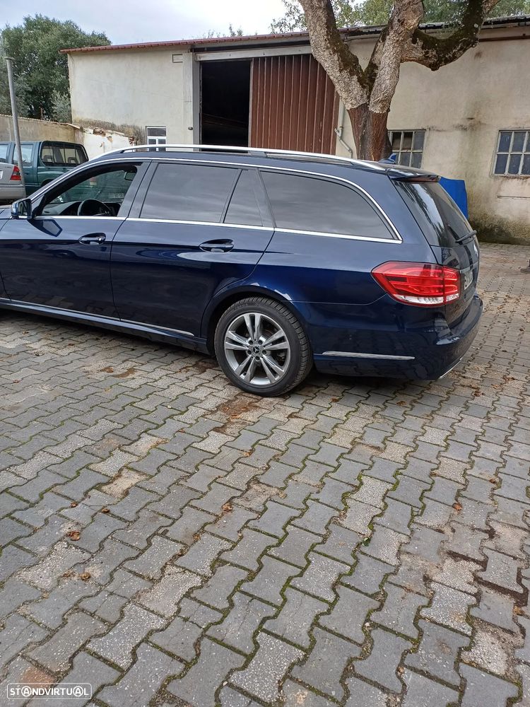 Mercedes-Benz E 300 Bluetec Hybrid Avantgarde - 3