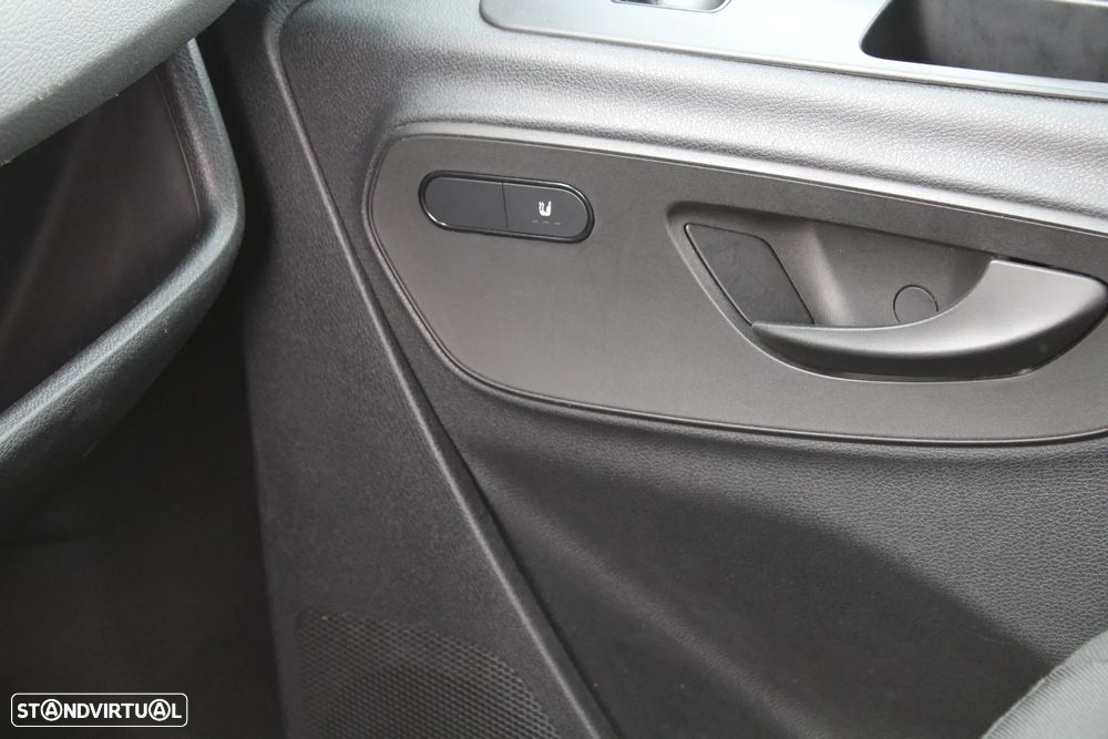 Mercedes-Benz SPRINTER 319 CDI V6 L3H2 - 31
