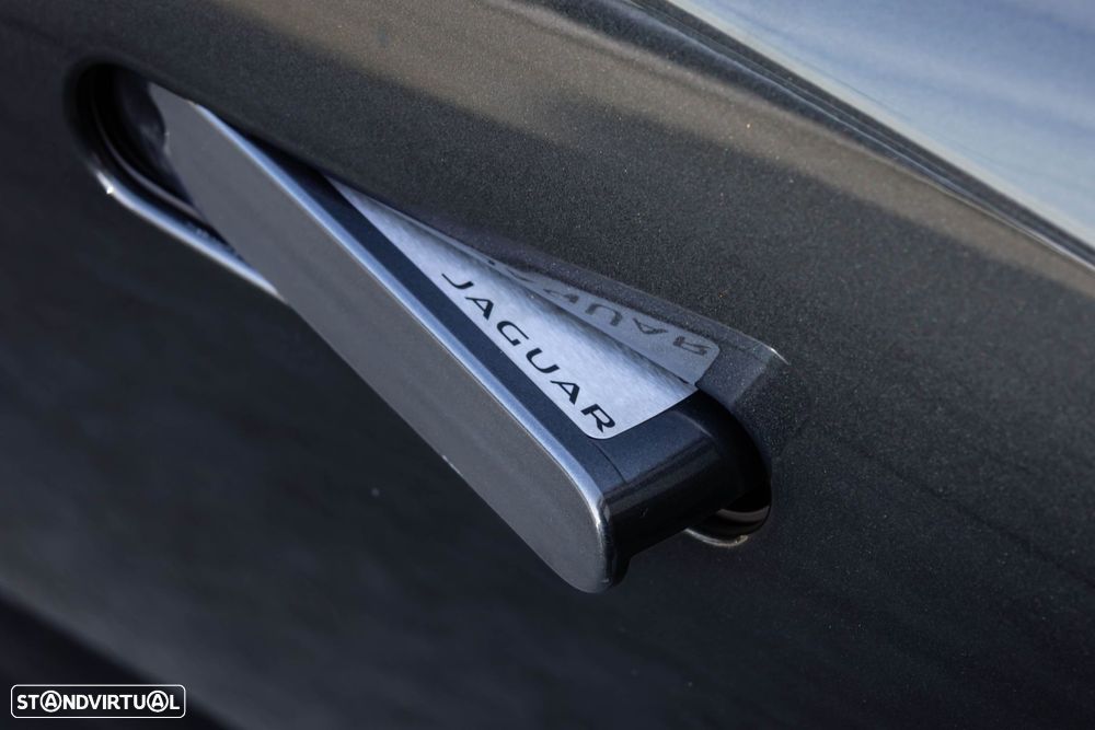 Jaguar F-Type 2.0 i4 R-Dynamic - 12