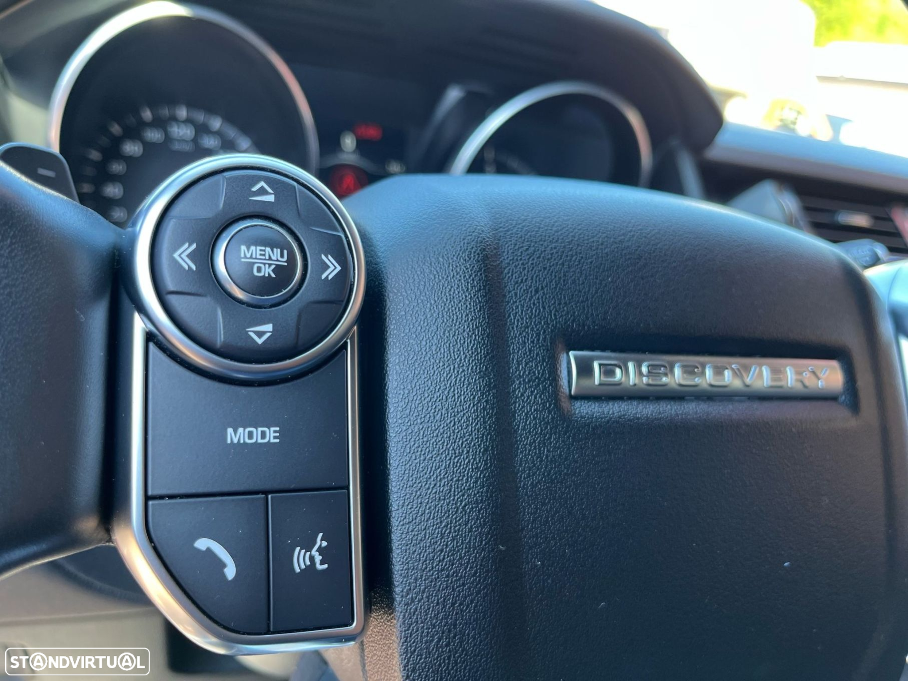 Land Rover Discovery 2.0 SD4 HSE Auto - 11