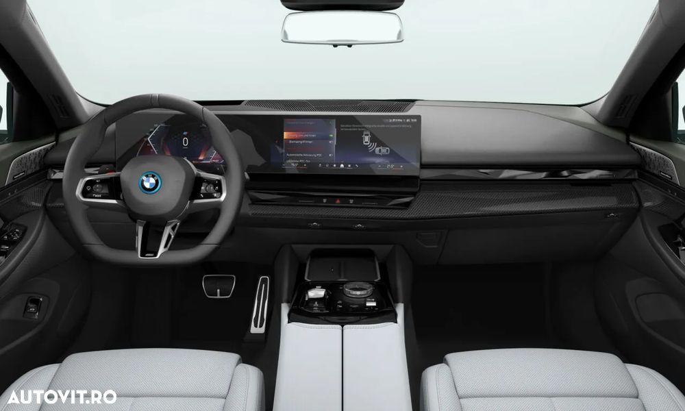 BMW Seria 5 550e xDrive AT PHEV - 4