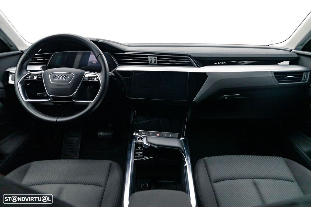 Audi e-tron 50 quattro - 12