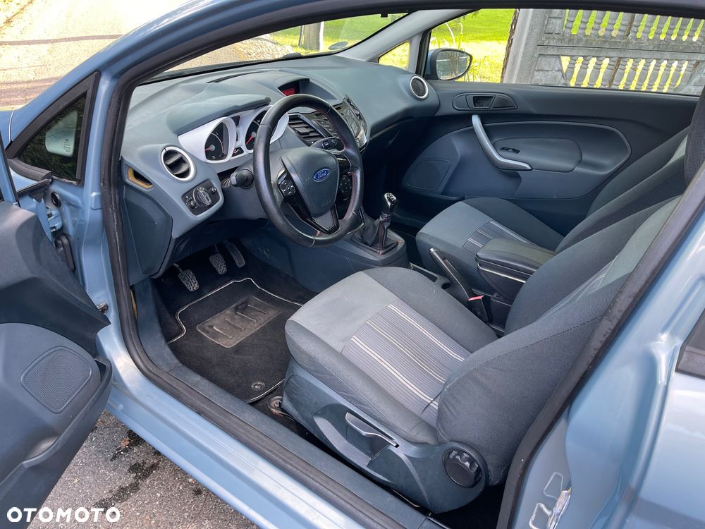 Ford Fiesta - 5