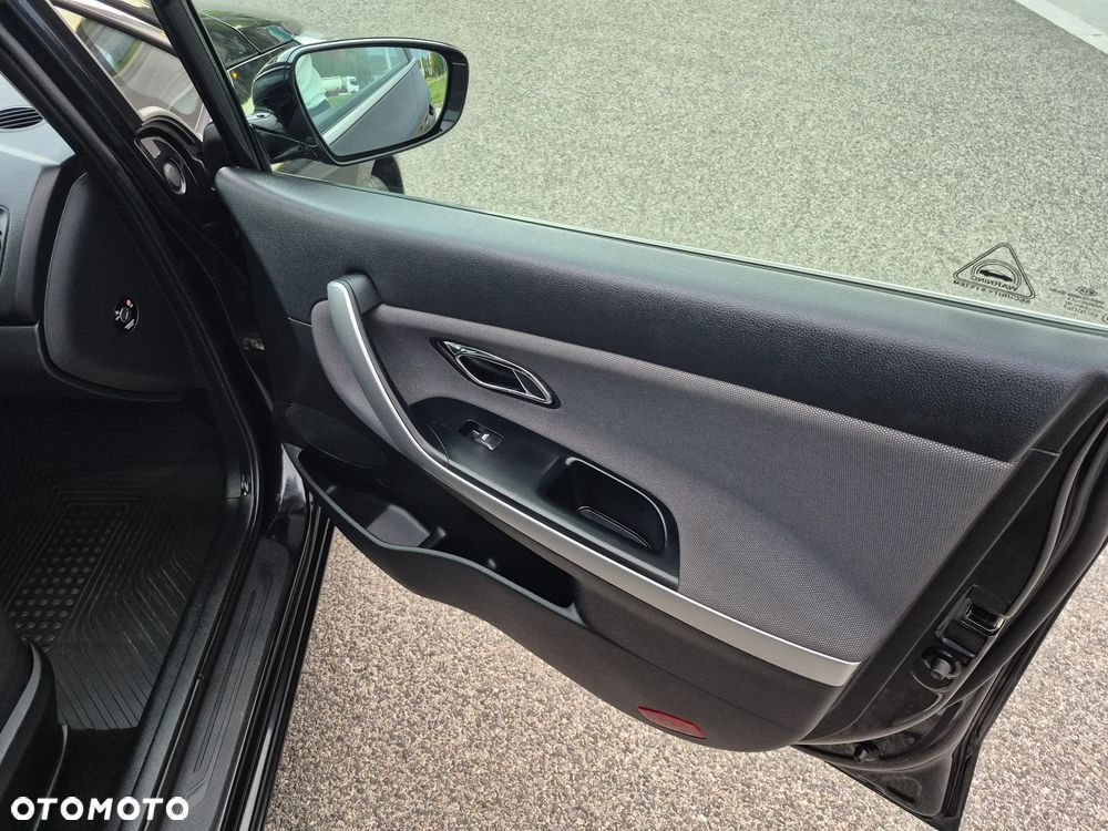 Kia Ceed 1.6 GDI Business Line - 16