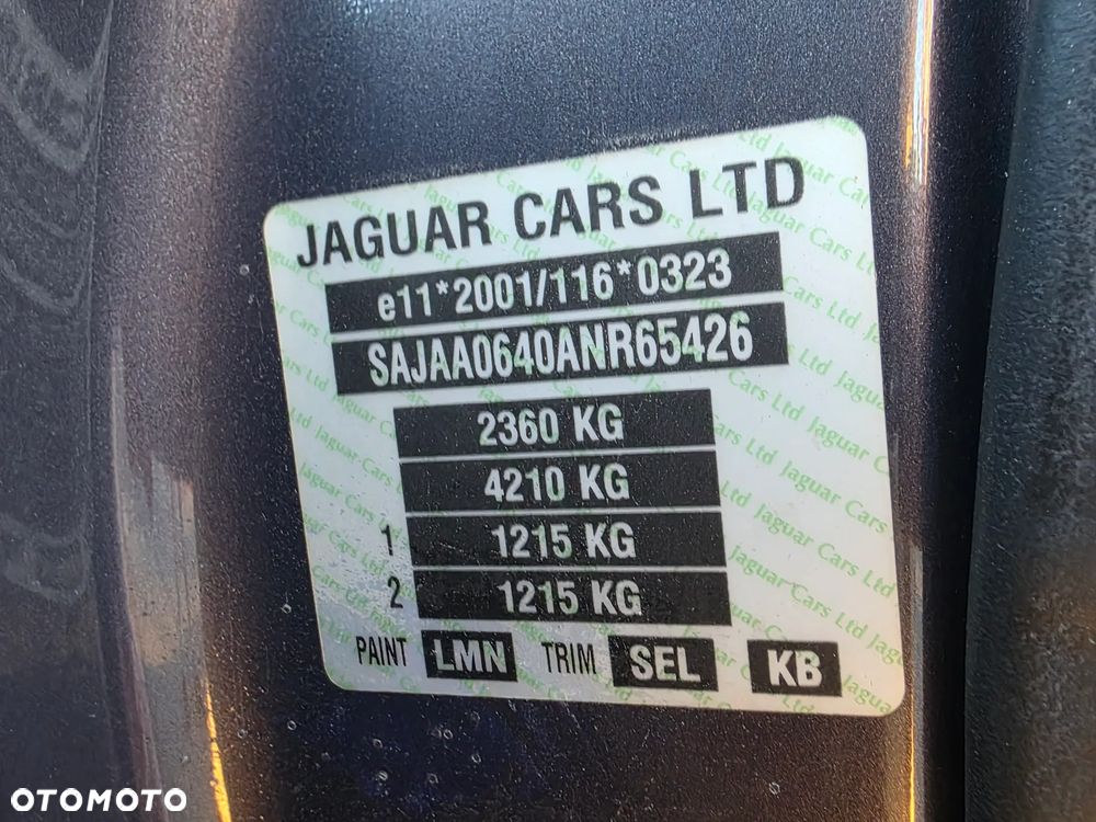 Jaguar XF 3.0 V6 D Premium Luxury - 25