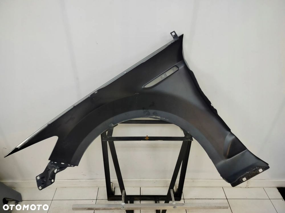 FORD MONDEO MK4 07R- BŁOTNIK PRAWY PRZÓD PRZEDNI T6 - 9