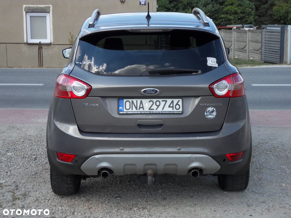 Ford Kuga 2.0 TDCi 2x4 Titanium - 4