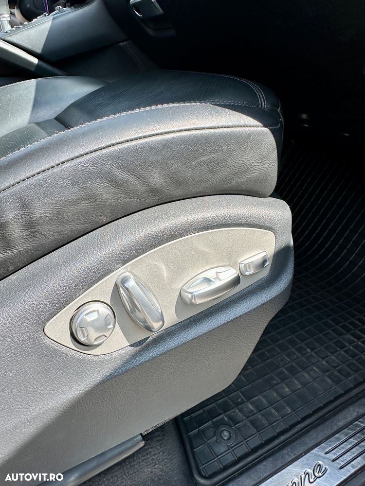 Porsche Cayenne Tiptronic S - 11