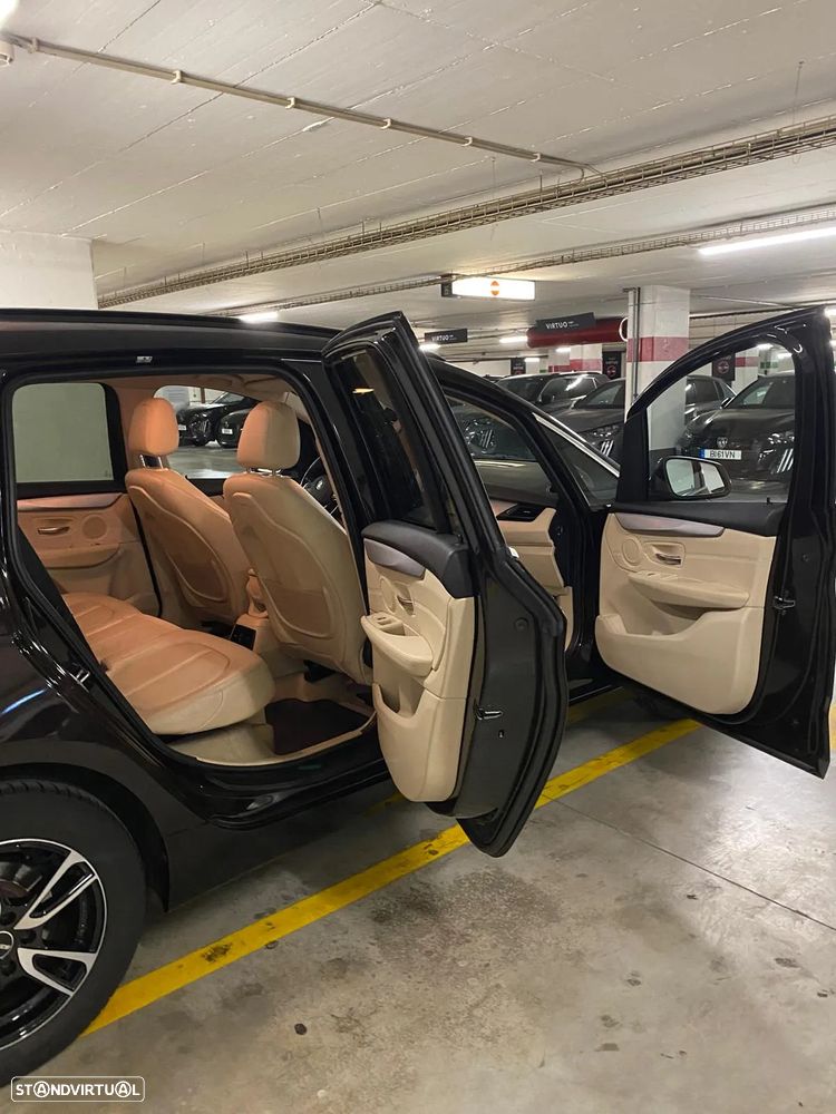 BMW 218 Gran Tourer d Line Luxury - 9