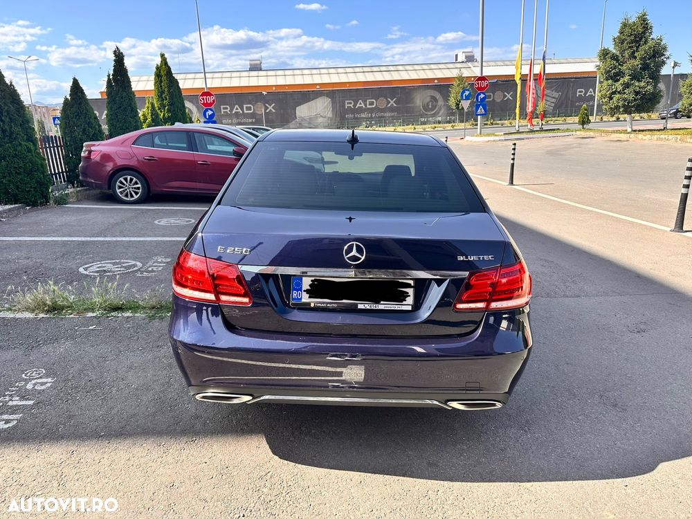 Mercedes-Benz E 250 BlueTEC 4MATIC - 5