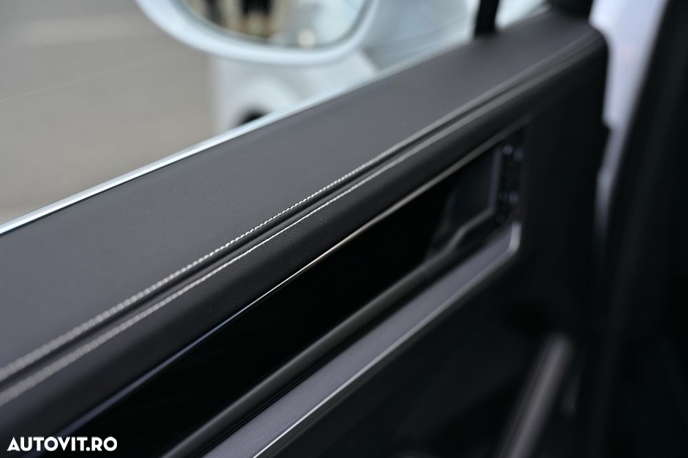 Porsche Cayenne - 31