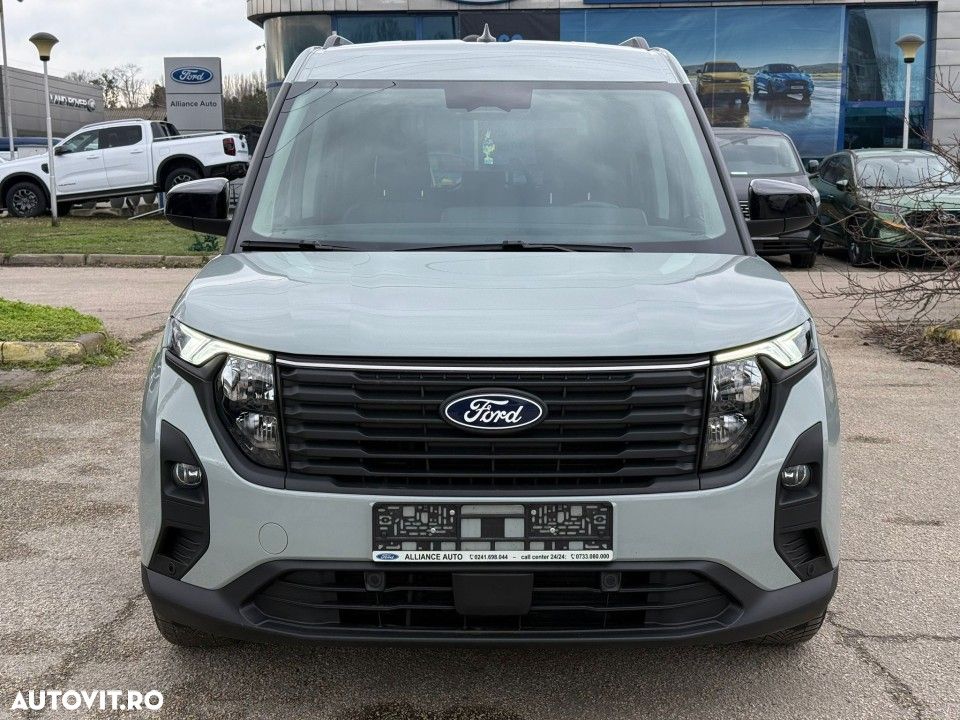 Ford Tourneo Courier 1.0 EcoBoost Titanium - 4