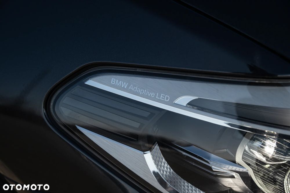 BMW Seria 5 540i xDrive - 4